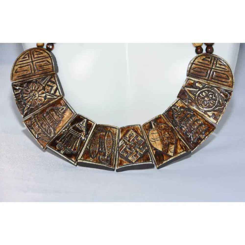 TIBETAN HANDCRAFTED 8 AUSPICIOUS SYMBOLS CARVED YAK BONE AMULET NECKLACE